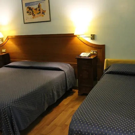 Hotell Piccolo Fiore *