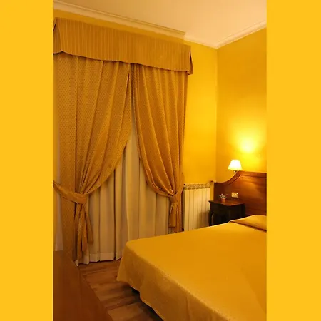 Hotell Piccolo Fiore *